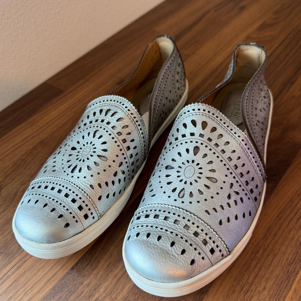 Earth Perforated Leather Silver Slip Ons - 9.5